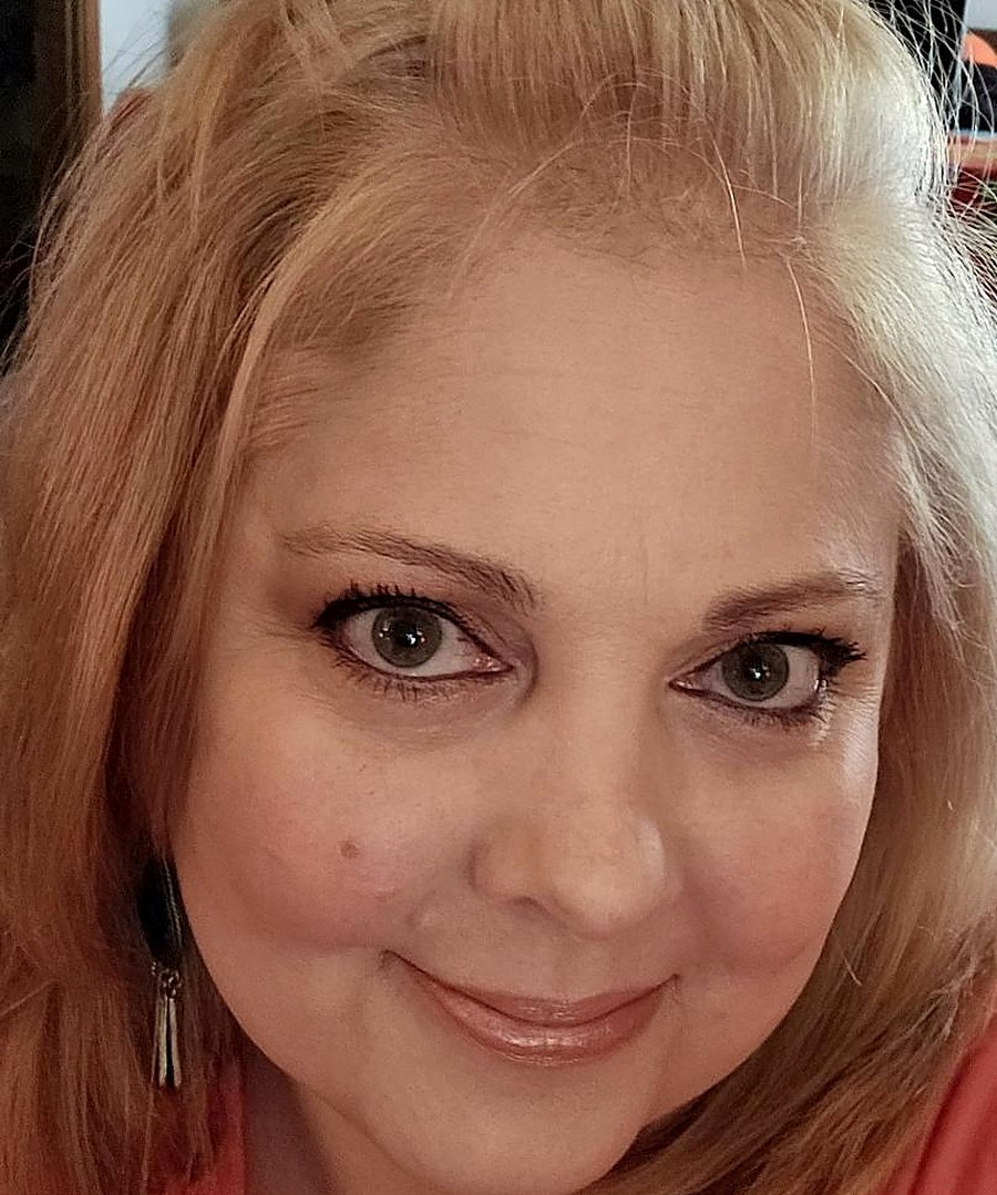 Melinda Howe, owner of Showcase Studios